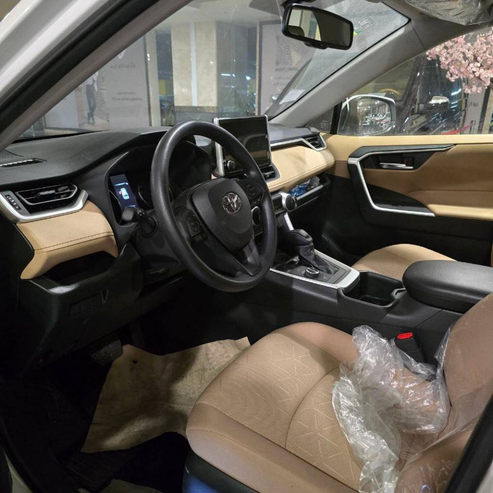 تویوتا راوفور مدل 2025