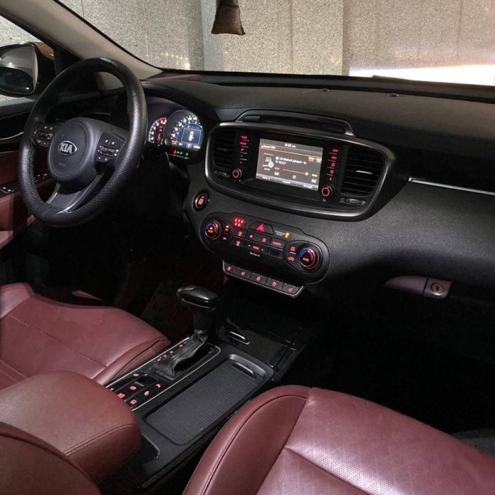 کیا مدل سورنتو 4 سیلندر GT لاین سال 2017  کارکرده