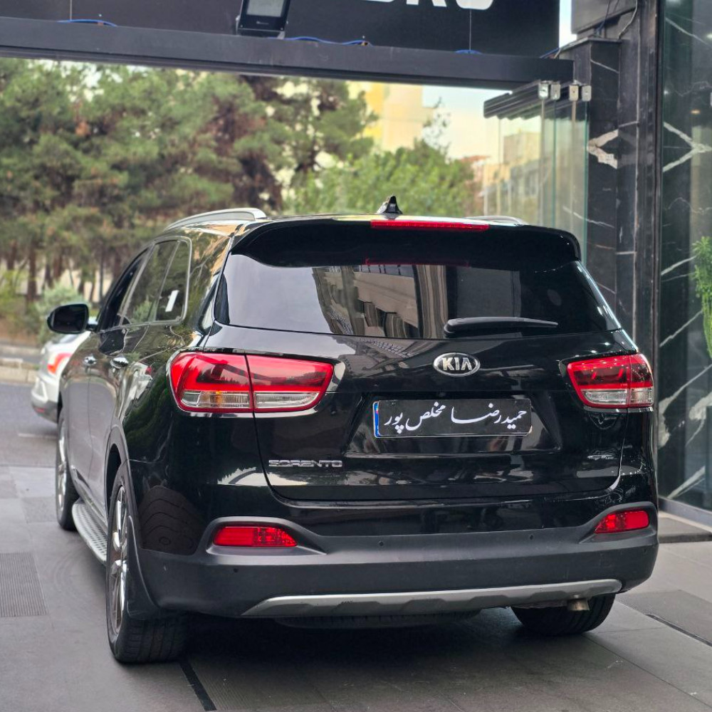 سورنتو GT line مدل ۲۰۱۷