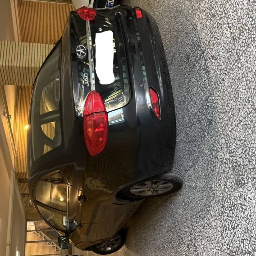 جک مدل J4 سال 1402  کارکرده
