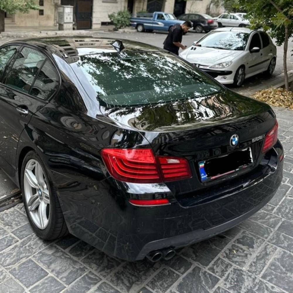 بی ام و مدل سری 5 سدان 528i سال 2015  کارکرده