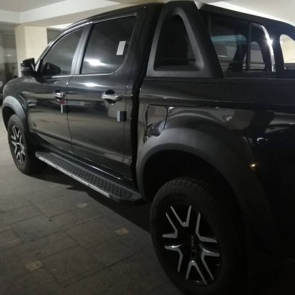 کی ام سی مدل T8 سال 1401  کارکرده