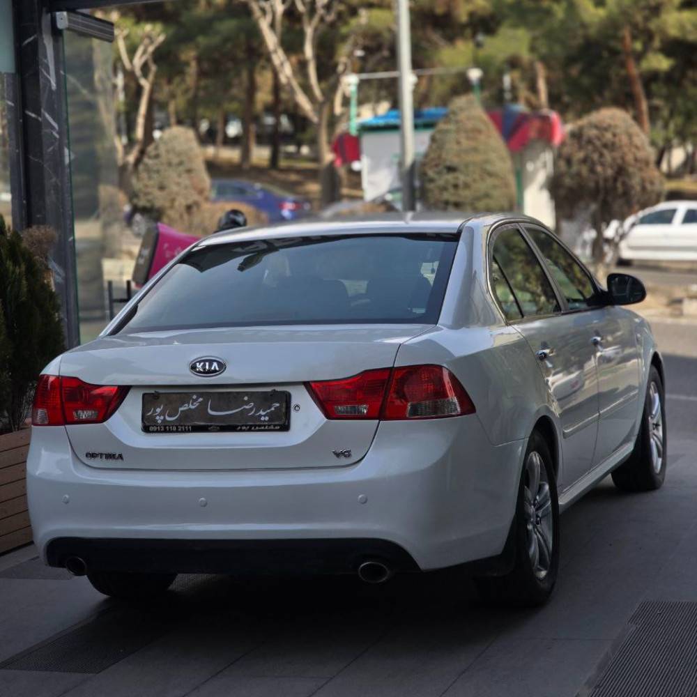 کیا اپتیما  مدل 2010