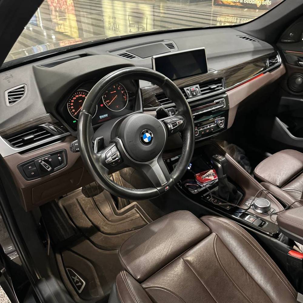 بی ام و x1 مدل ۲۰۱۷