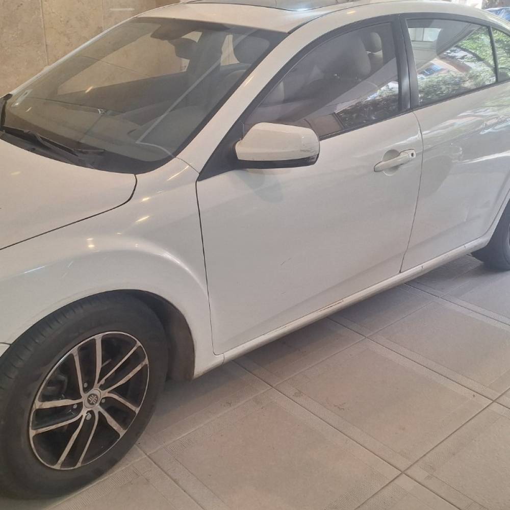 بسترن مدل B50F سال 1395  کارکرده