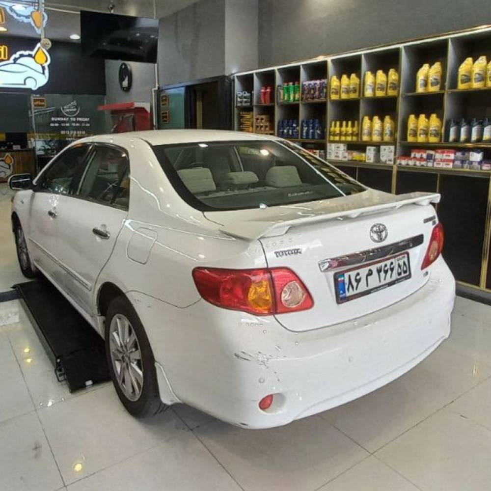 تویوتا مدل کرولا سال 2010  کارکرده