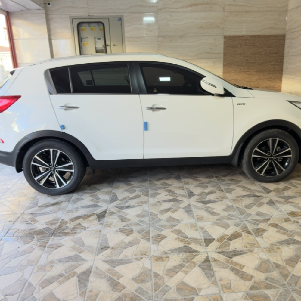 کیا مدل اسپورتیج 4 سیلندر ساده سال 2016  کارکرده