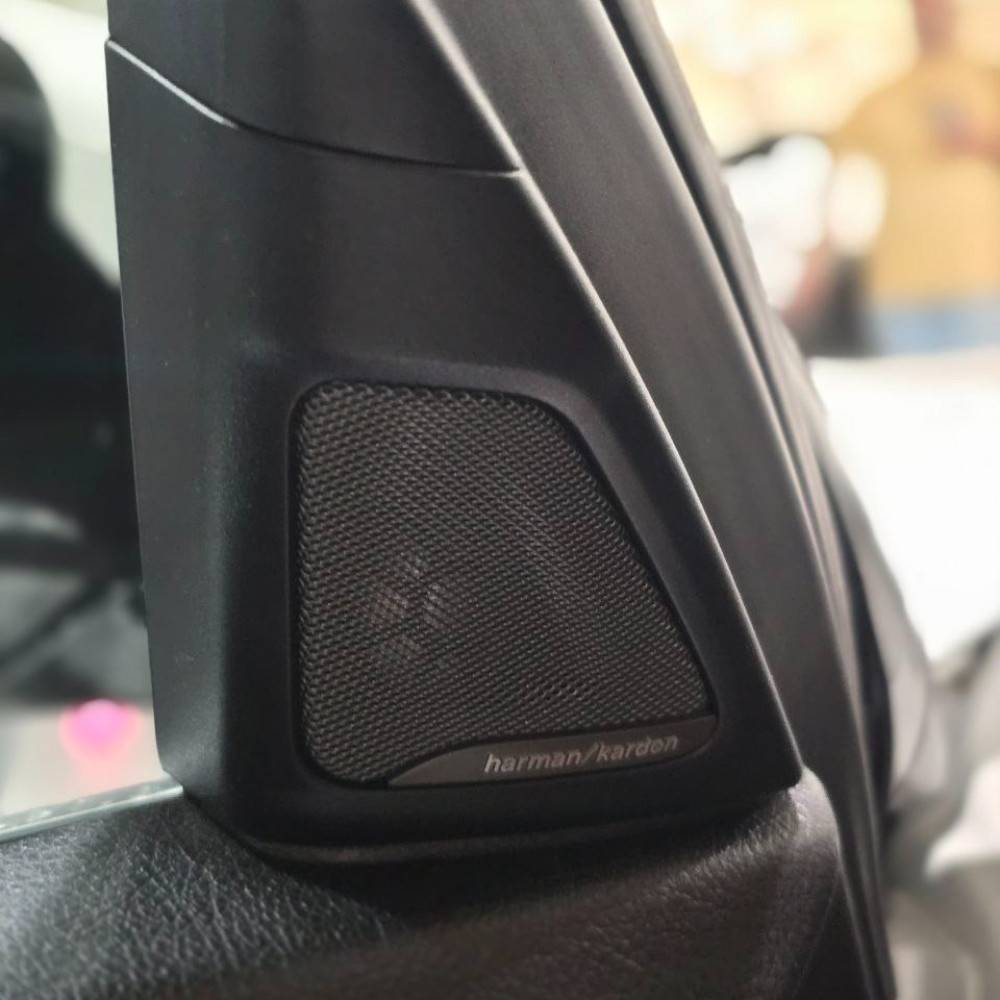 بی ام و 523 مدل 2011