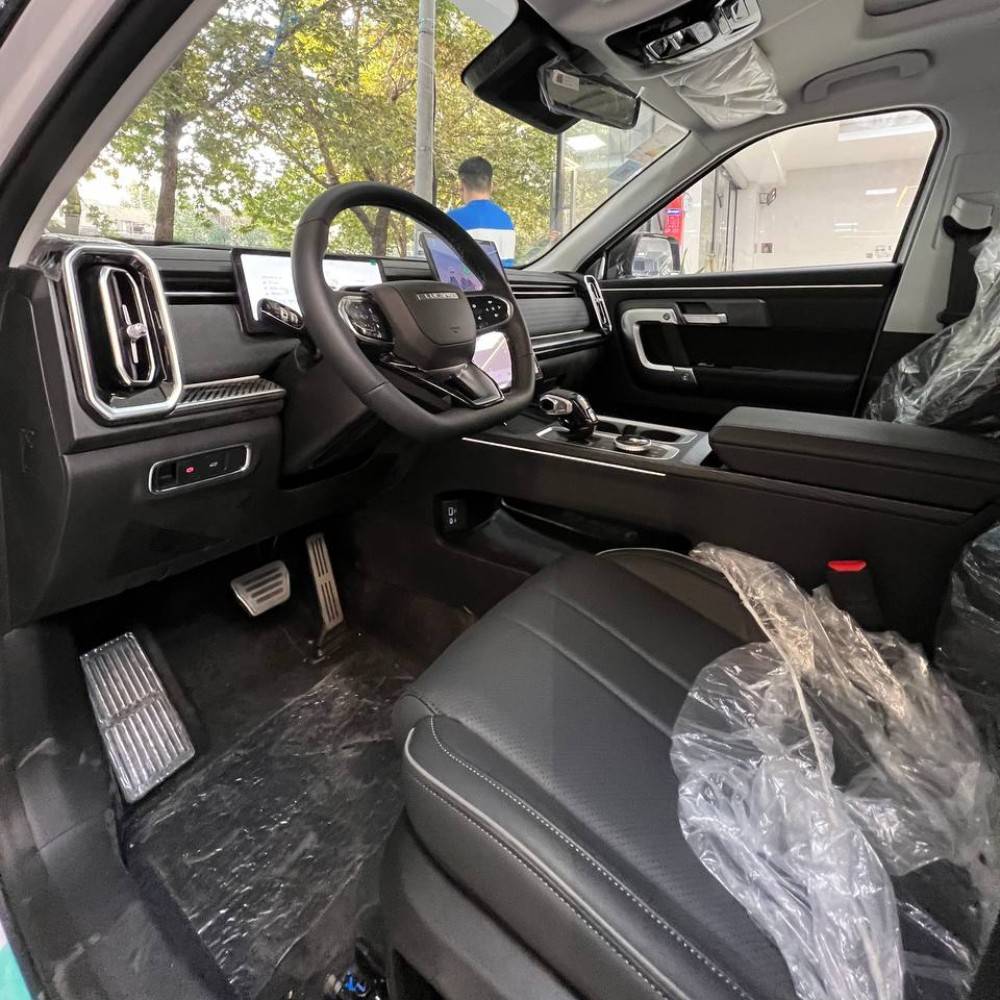 لوکانو L7 مدل۱۴۰۴