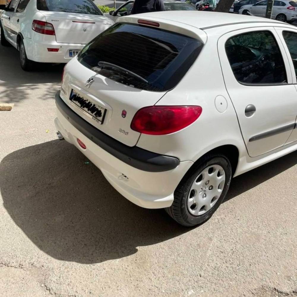 پژو مدل 206 تیپ 2 سال 1401  کارکرده