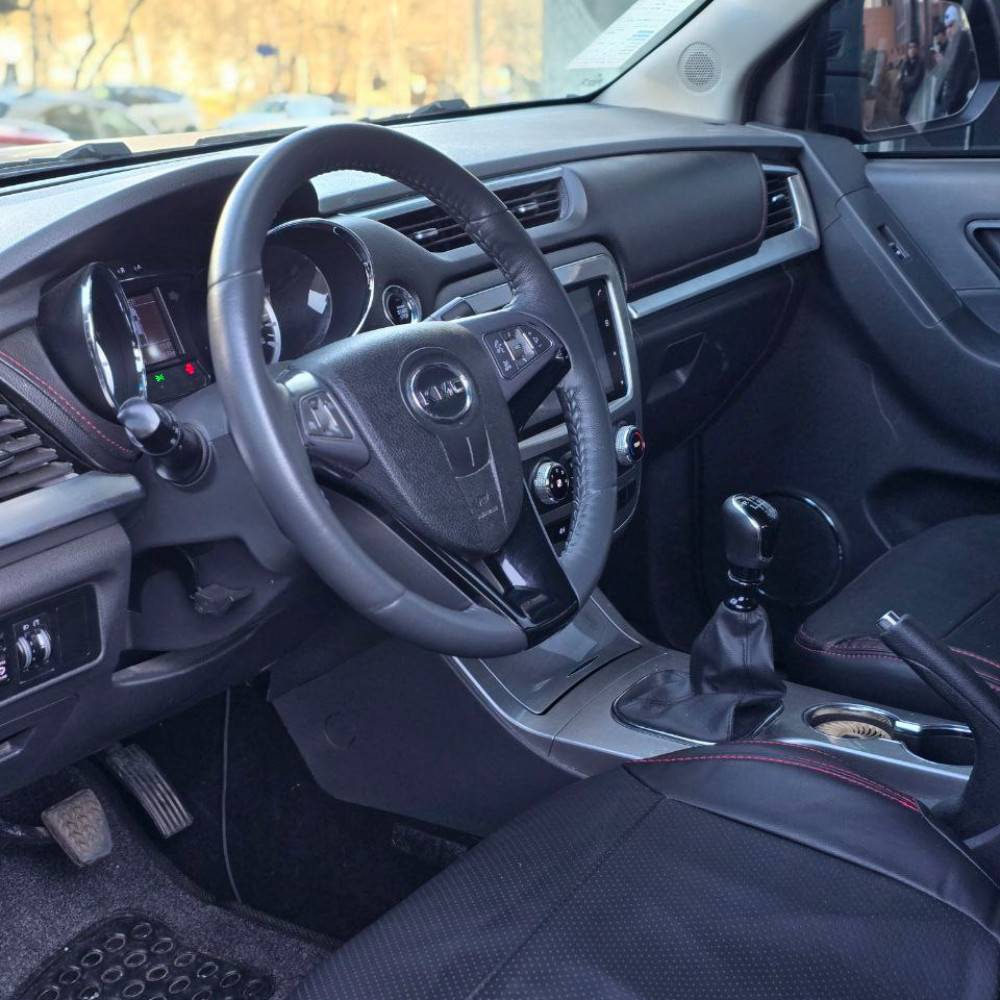 کی ام سی T8 مدل 1401