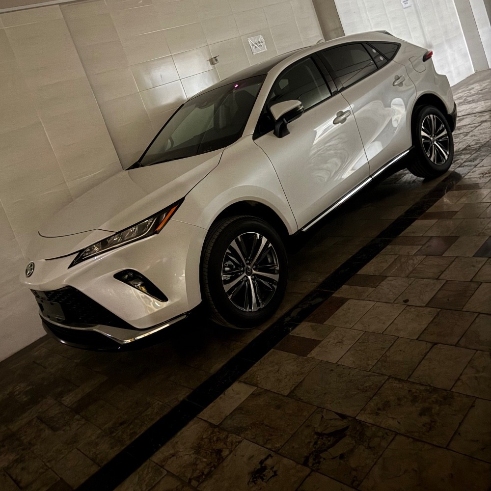 تویوتا (TOYOTA) تویوتا ونزا 2.0 لیتر لاکچری سال 2024