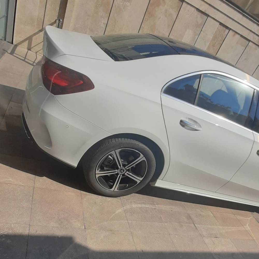 بنز مدل کلاس A سدان A200L سال 2025  کارکرده