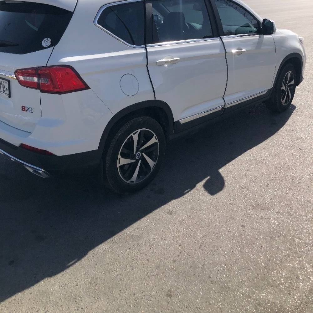 فردا مدل SX5 سال 1402  کارکرده