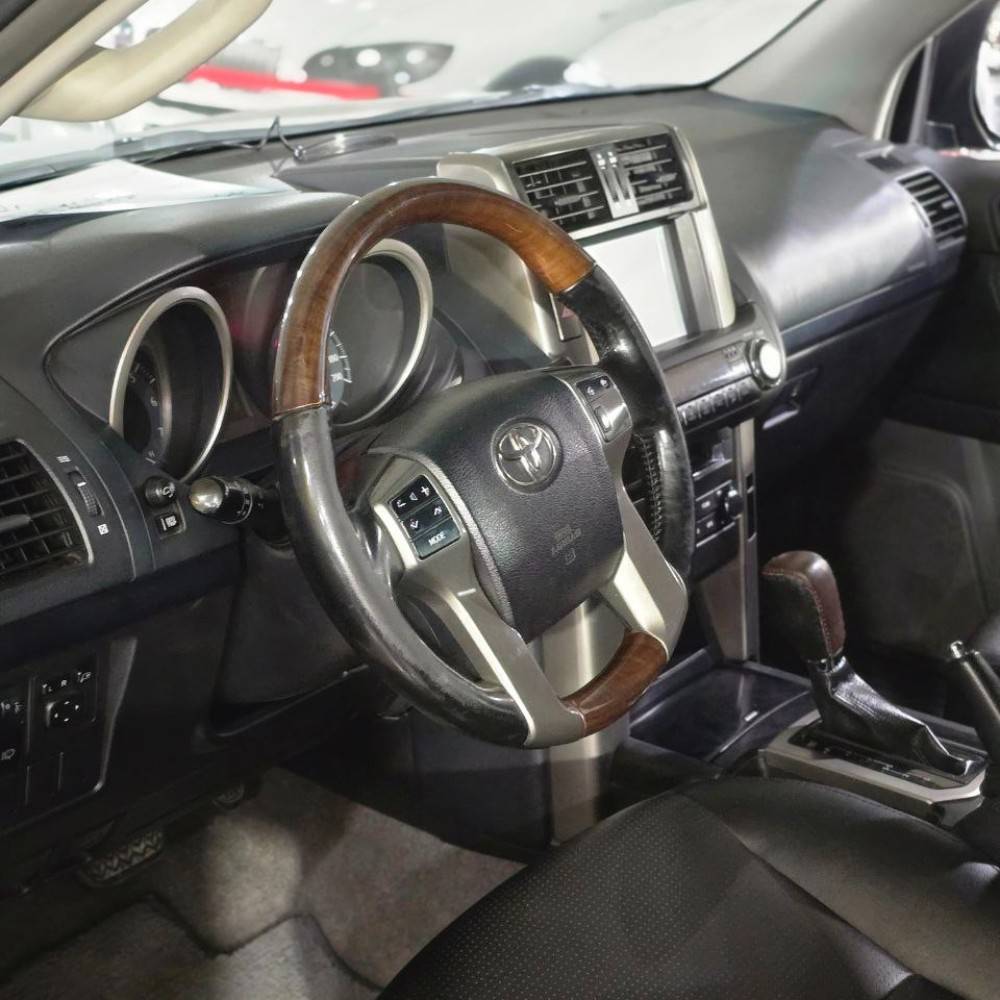 تویوتا پرادو TXL مدل 2012