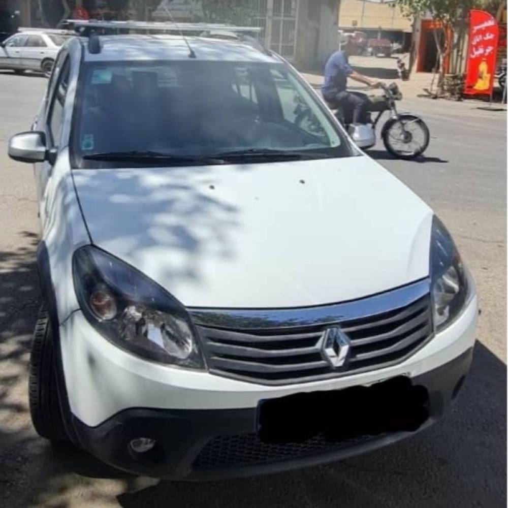 رنو مدل ساندرو استپ وی سال 1398  کارکرده