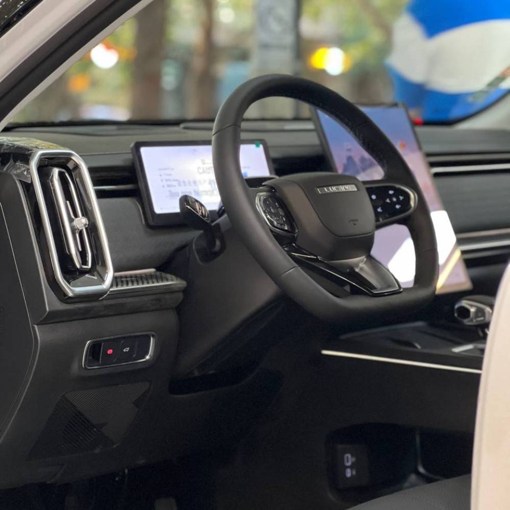 لوکانو L7 مدل۱۴۰۴