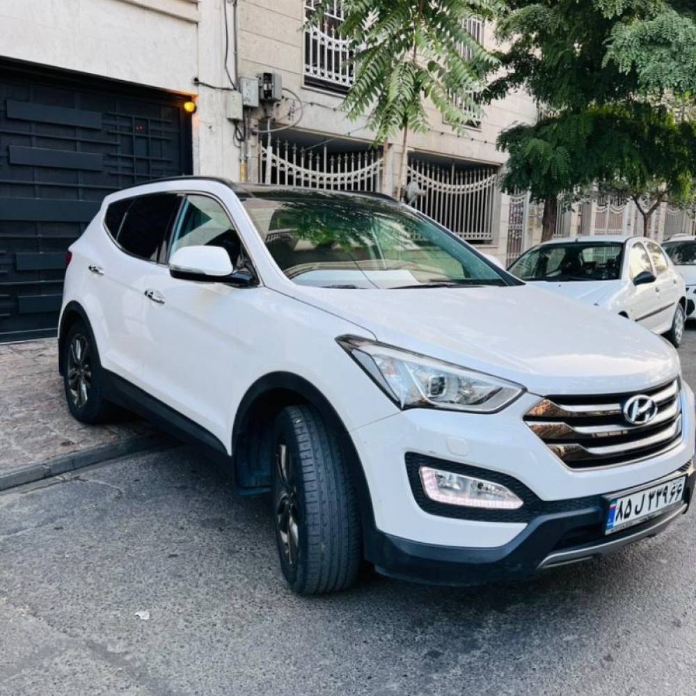 هیوندای مدل سانتافه 4 سیلندر دو دیفرانسیل سال 2016  کارکرده