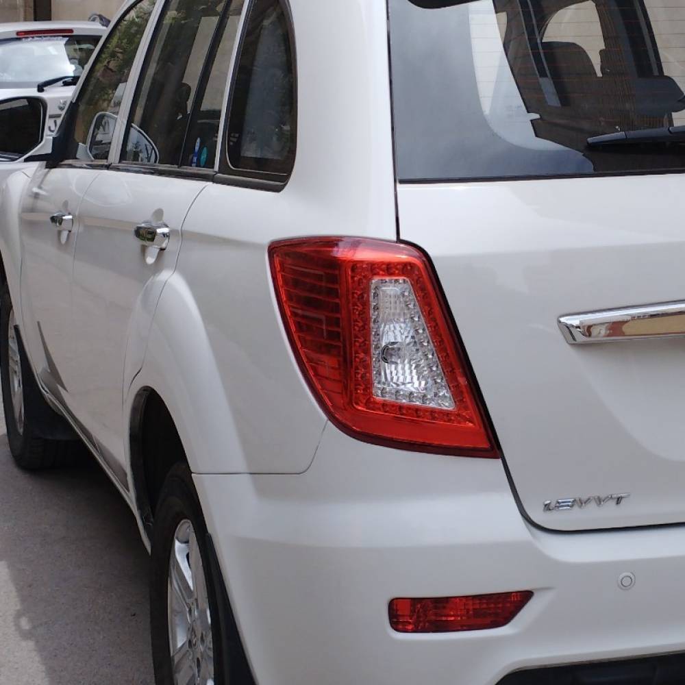 لیفان مدل X60 دنده ای سال 1394  کارکرده