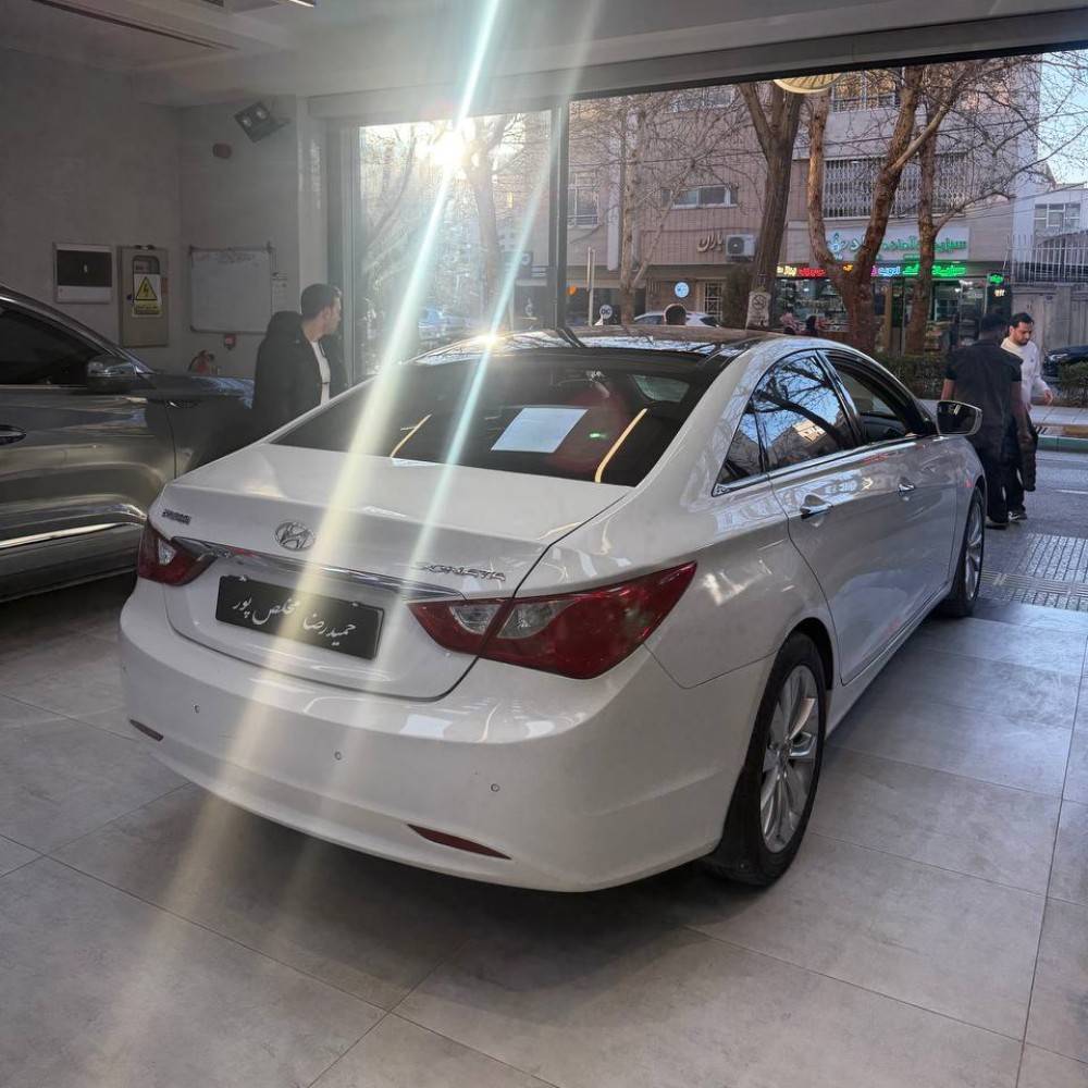 هیوندای سوناتا مدل 2011