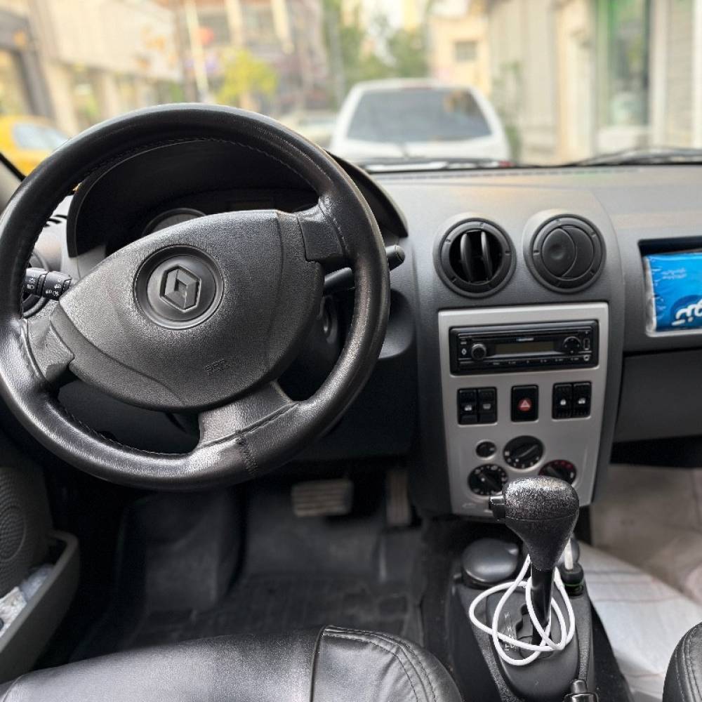 رنو مدل تندر 90 اتوماتیک سال 1393  کارکرده