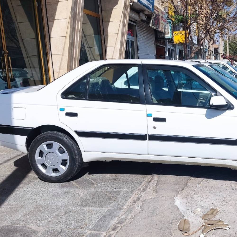 پژو مدل 405 سال 1399  کارکرده