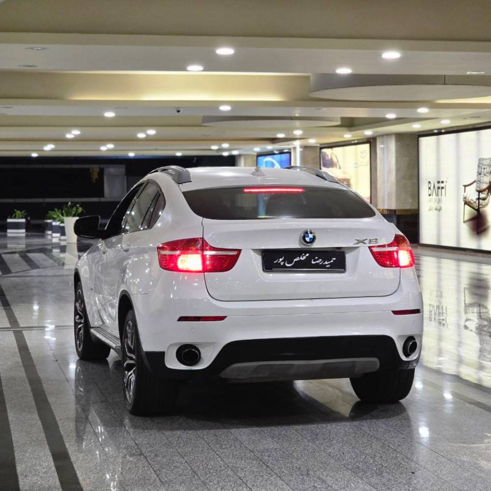 بی ام و X6 مدل 2011