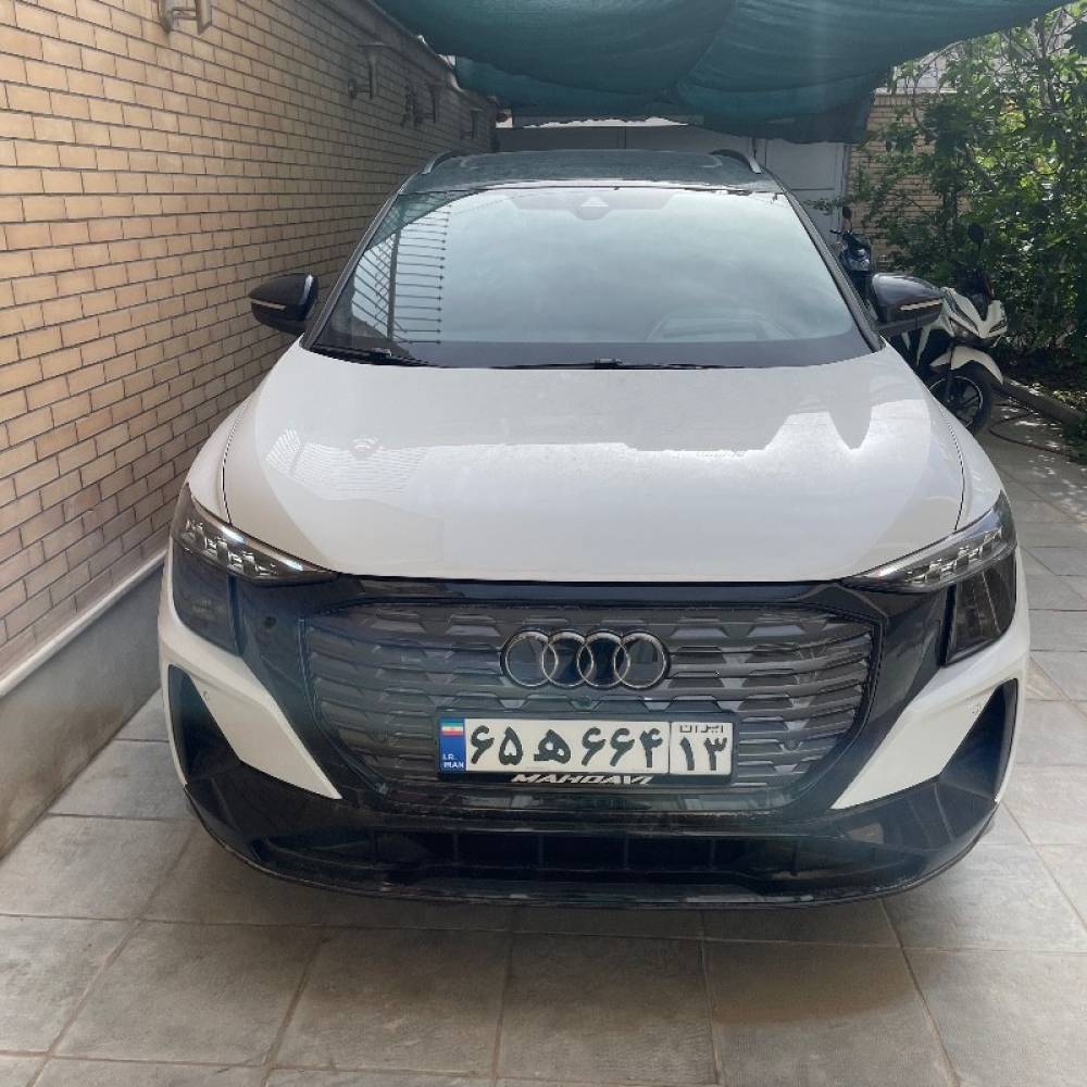 آئودی مدل Q5 e-tron 40 سال 2024  صفر