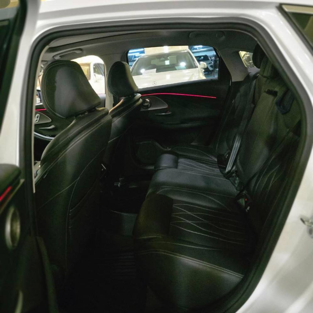 آریزو 8 مدل 1402 کارکرده