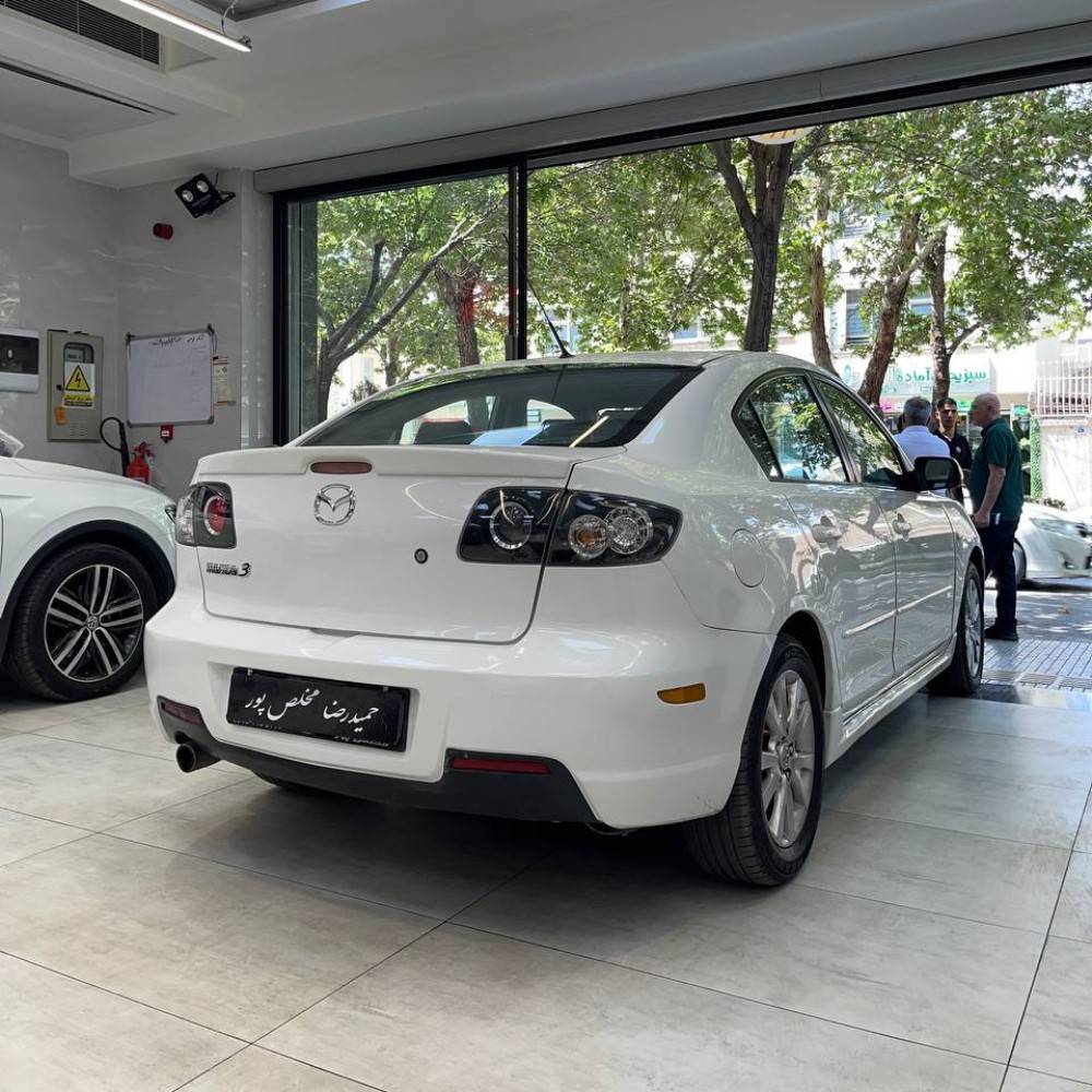 مزدا۳ مدل ۸۸