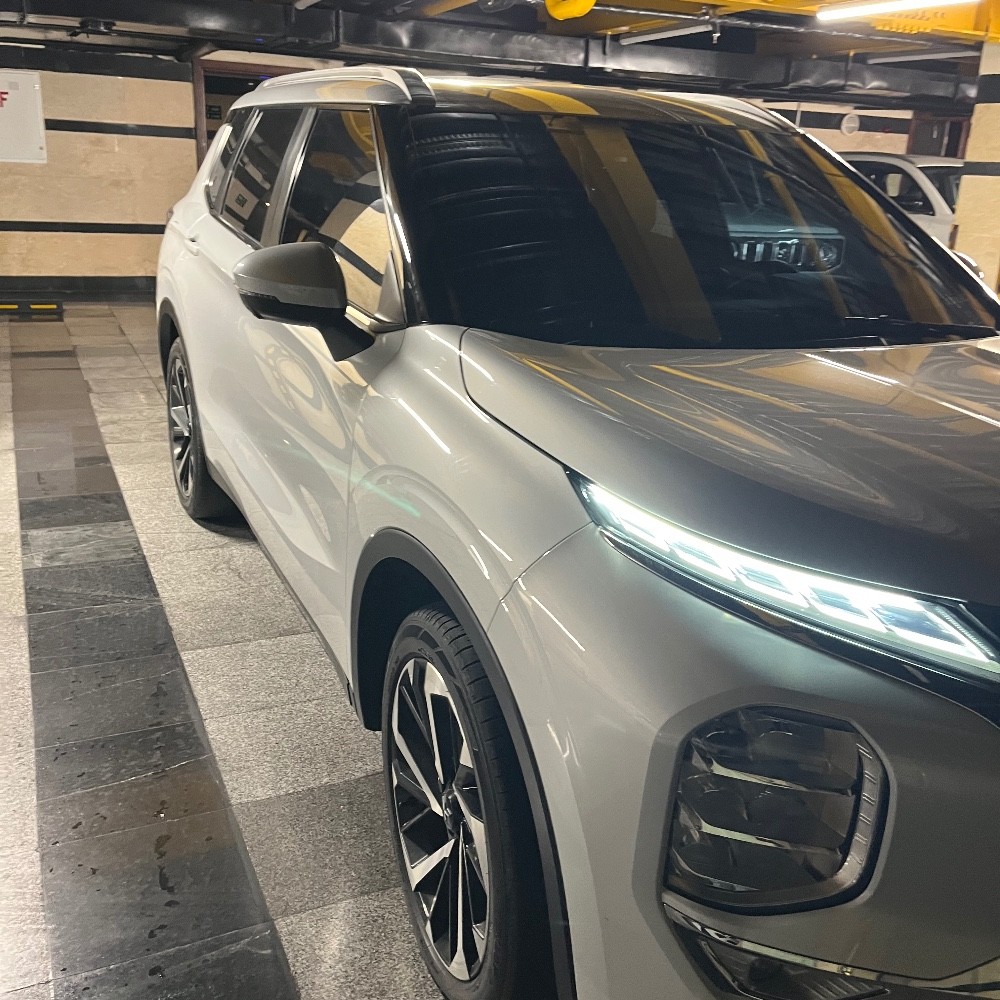میتسوبیشی (MITSUBISHI) میتسوبیشی اوتلندر تک دیفرانسیل H لاین سال 2023