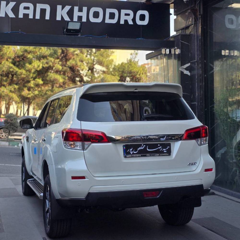 نیسان ترا مدل ۲۰۲۴