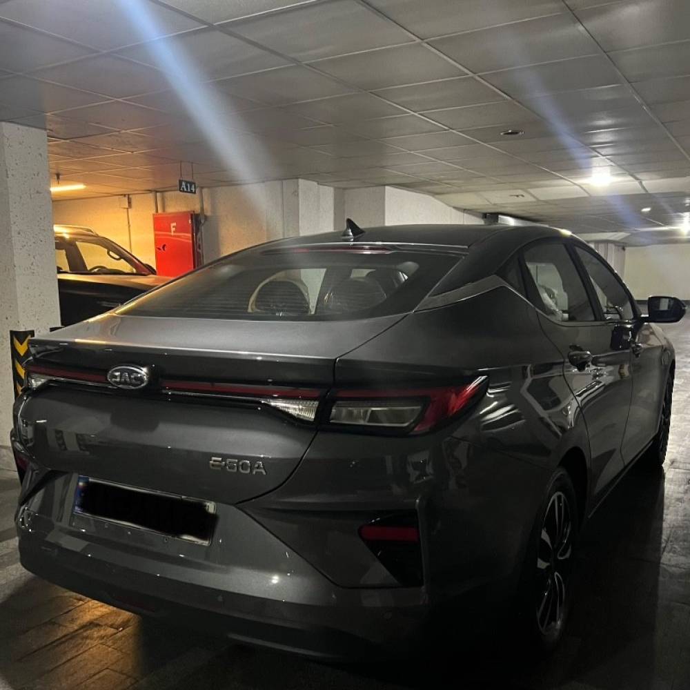 جک مدل E5OA  صفر