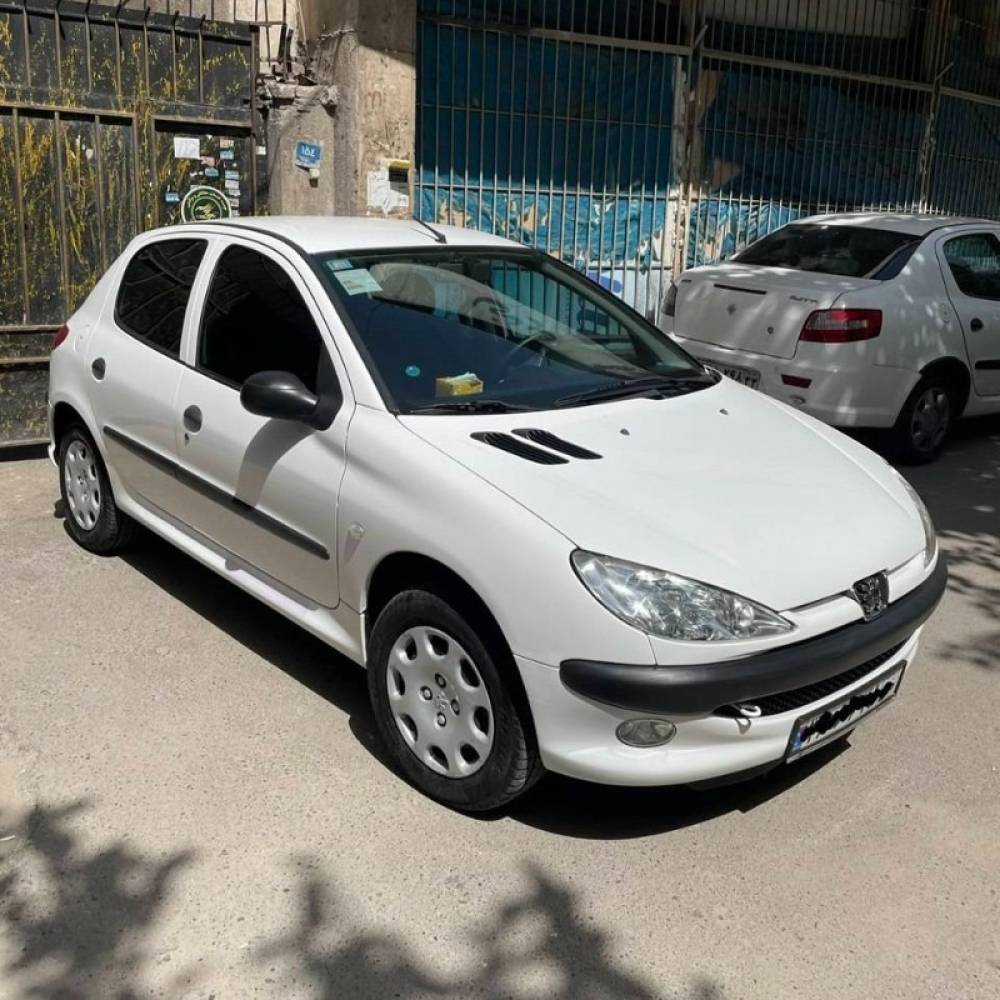 پژو مدل 206 تیپ 2 سال 1401  کارکرده