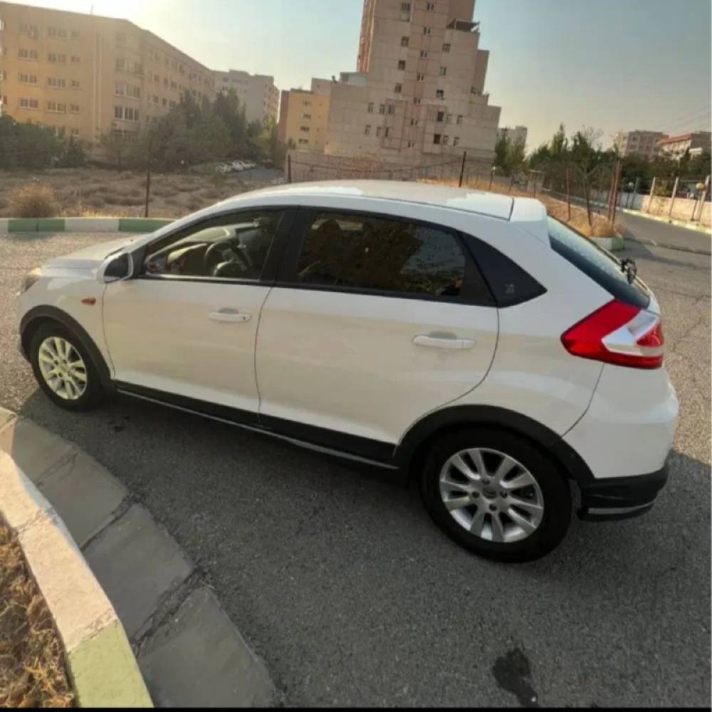 ام وی ام مدل 315هاچ بک اسپرت اکسلنت سال 1396  کارکرده