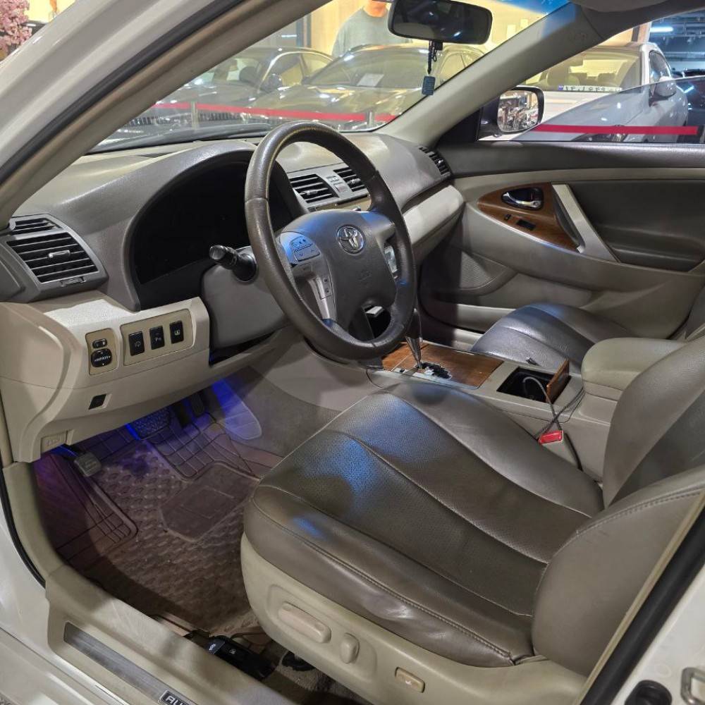 تویوتا آریون مدل 2010