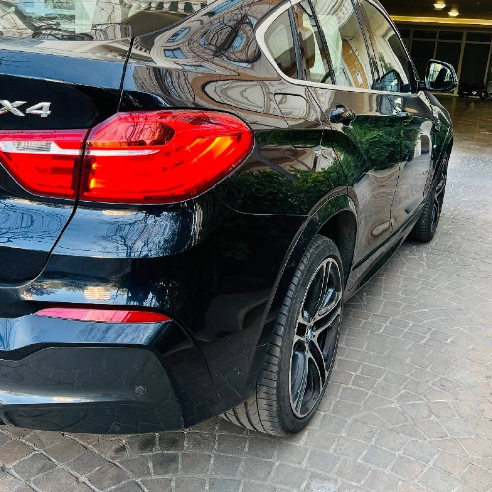 بی ام و مدل X4 28 سال 2017  کارکرده