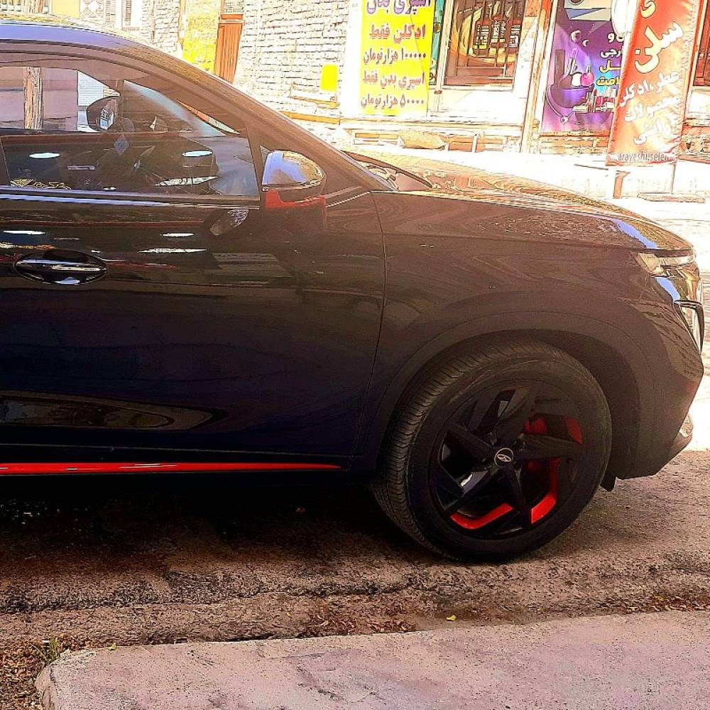 فونیکس مدل FX پریمیوم FWD سال 1402  کارکرده