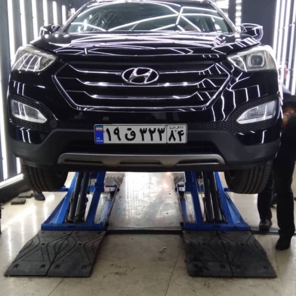 هیوندای مدل سانتافه 4 سیلندر دو دیفرانسیل سال 2014  کارکرده