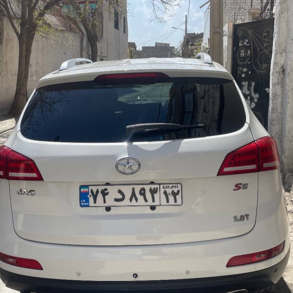 جک مدل s5 2.0 لیتر دنده ای سال 1395  کارکرده