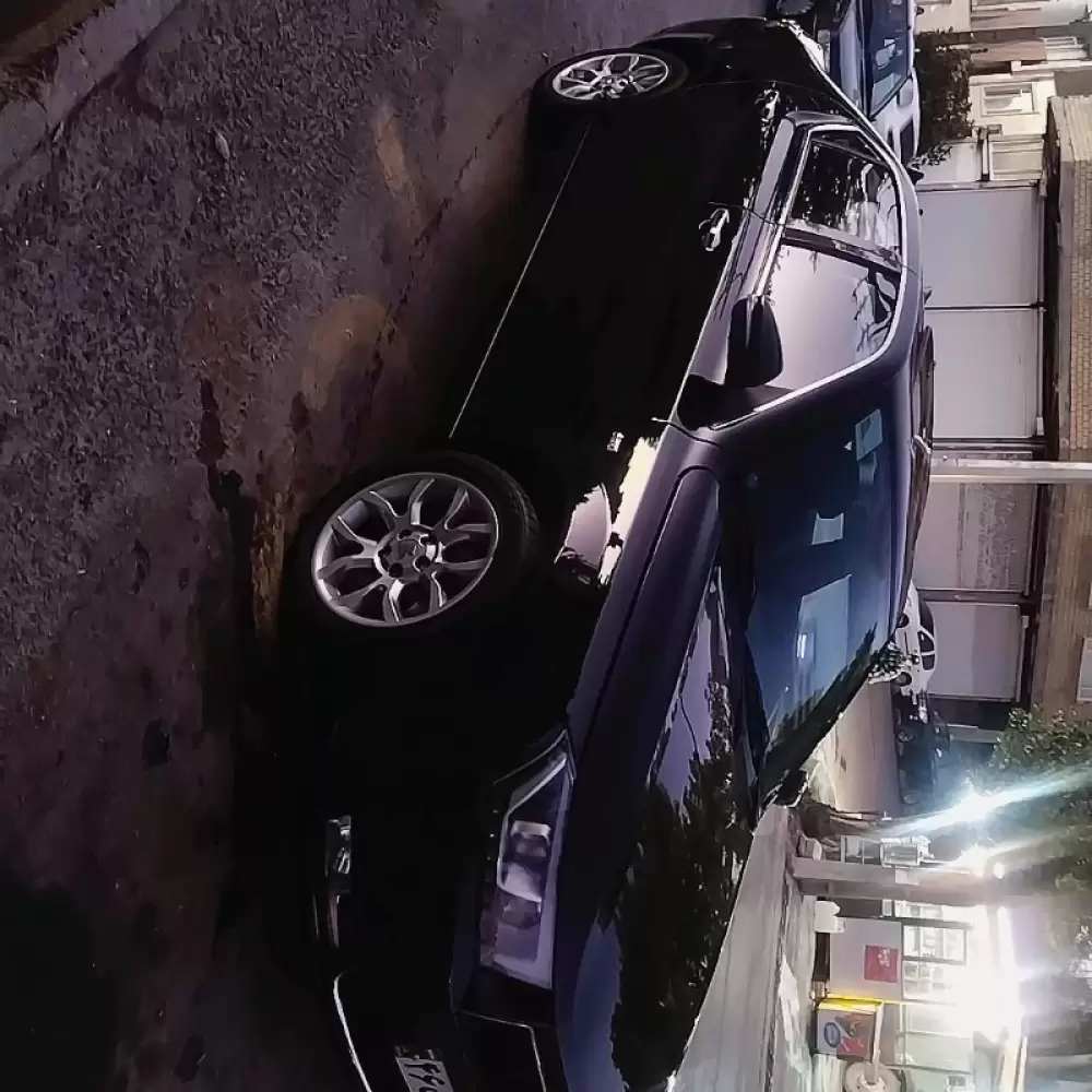 دنا مدل پلاس EF7 سال 1400  کارکرده