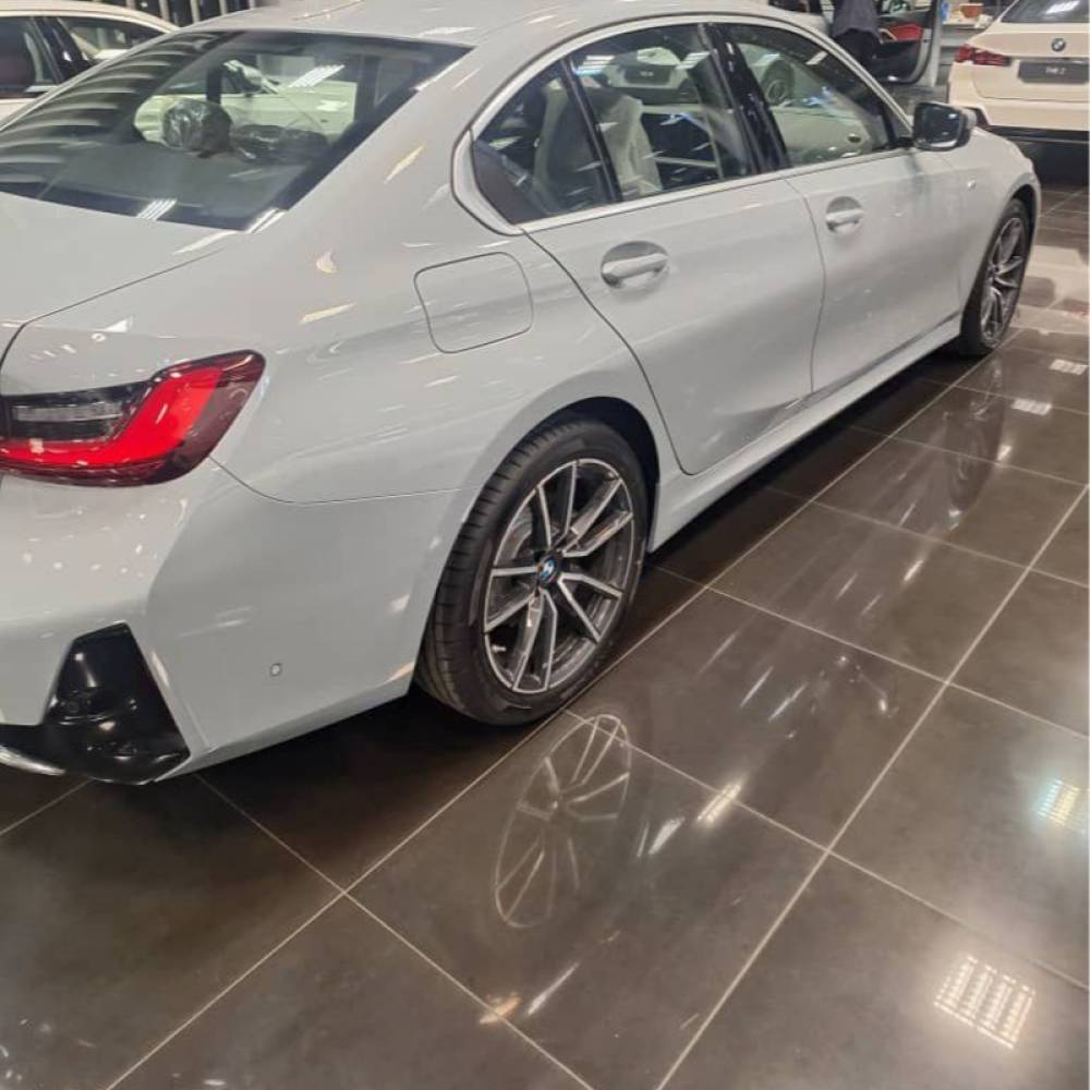 بی ام و مدل 325  صفر