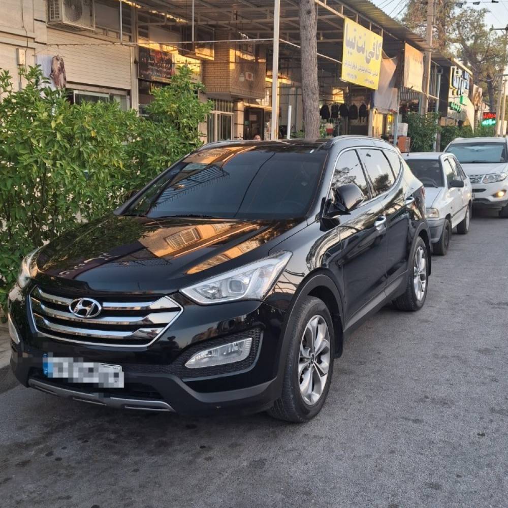 هیوندای مدل سانتافه 4 سیلندر دو دیفرانسیل سال 2015  کارکرده