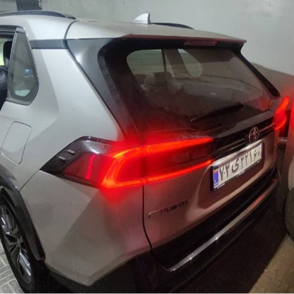 تویوتا مدل وایلندر 2.0 لیتر دو دیفرانسیل سال 2025  صفر