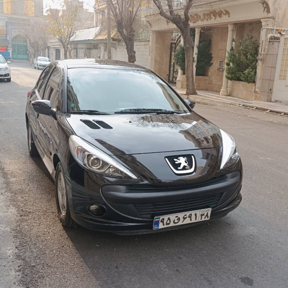 پژو مدل 207 پانوراما دنده ای TU5 سال 1400  کارکرده