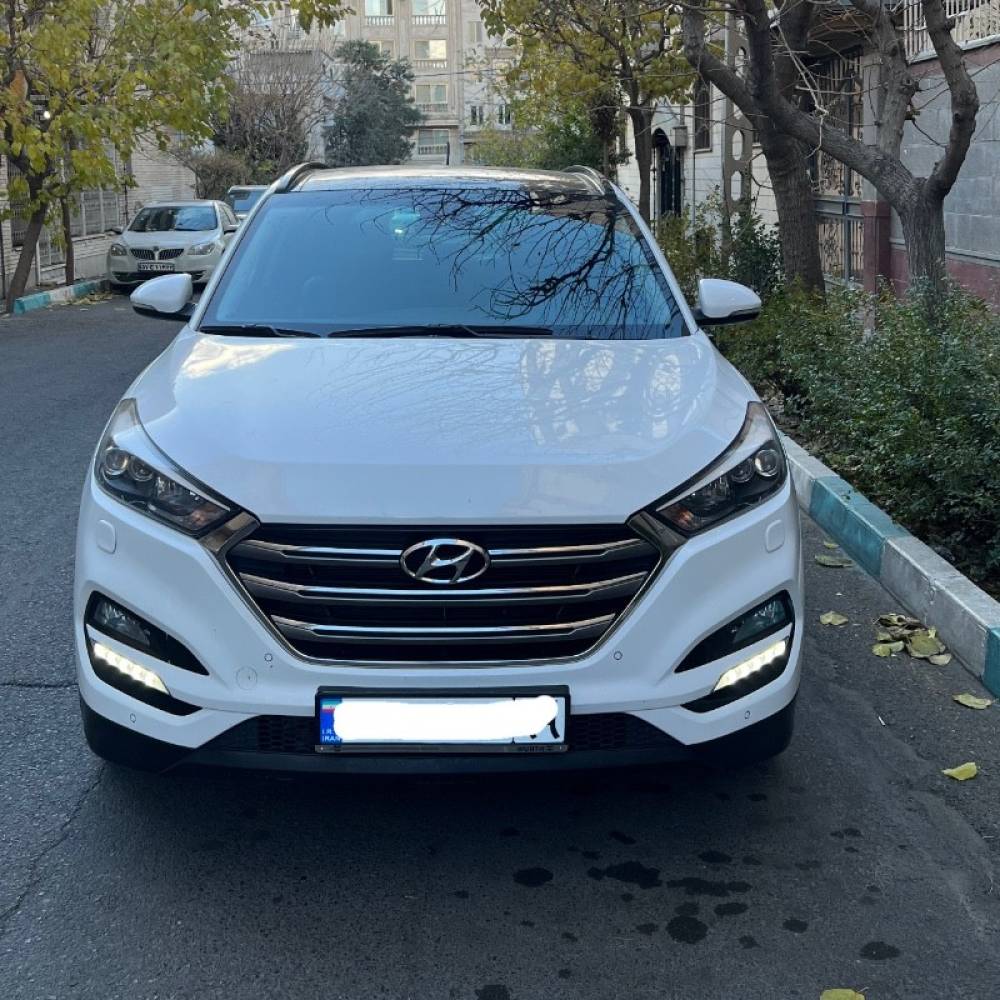 هیوندای مدل توسان 2.0 لیتر دو دیفرانسیل سال 2017  کارکرده