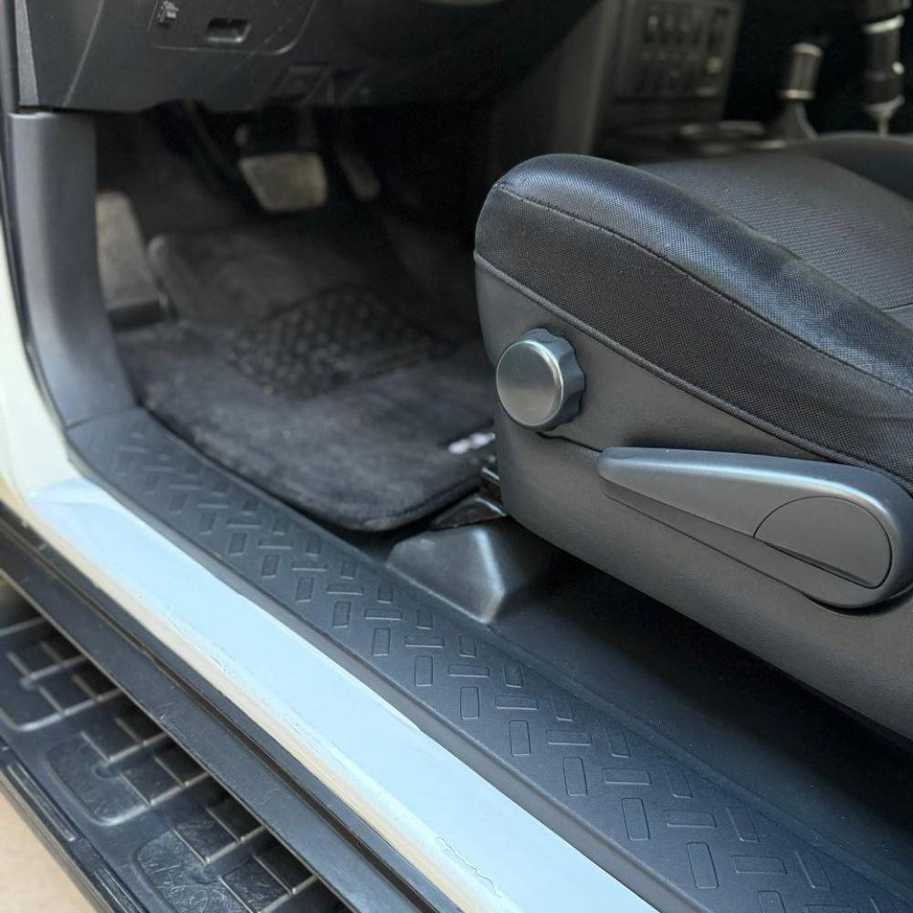 تویوتا اف جی مدل 2012