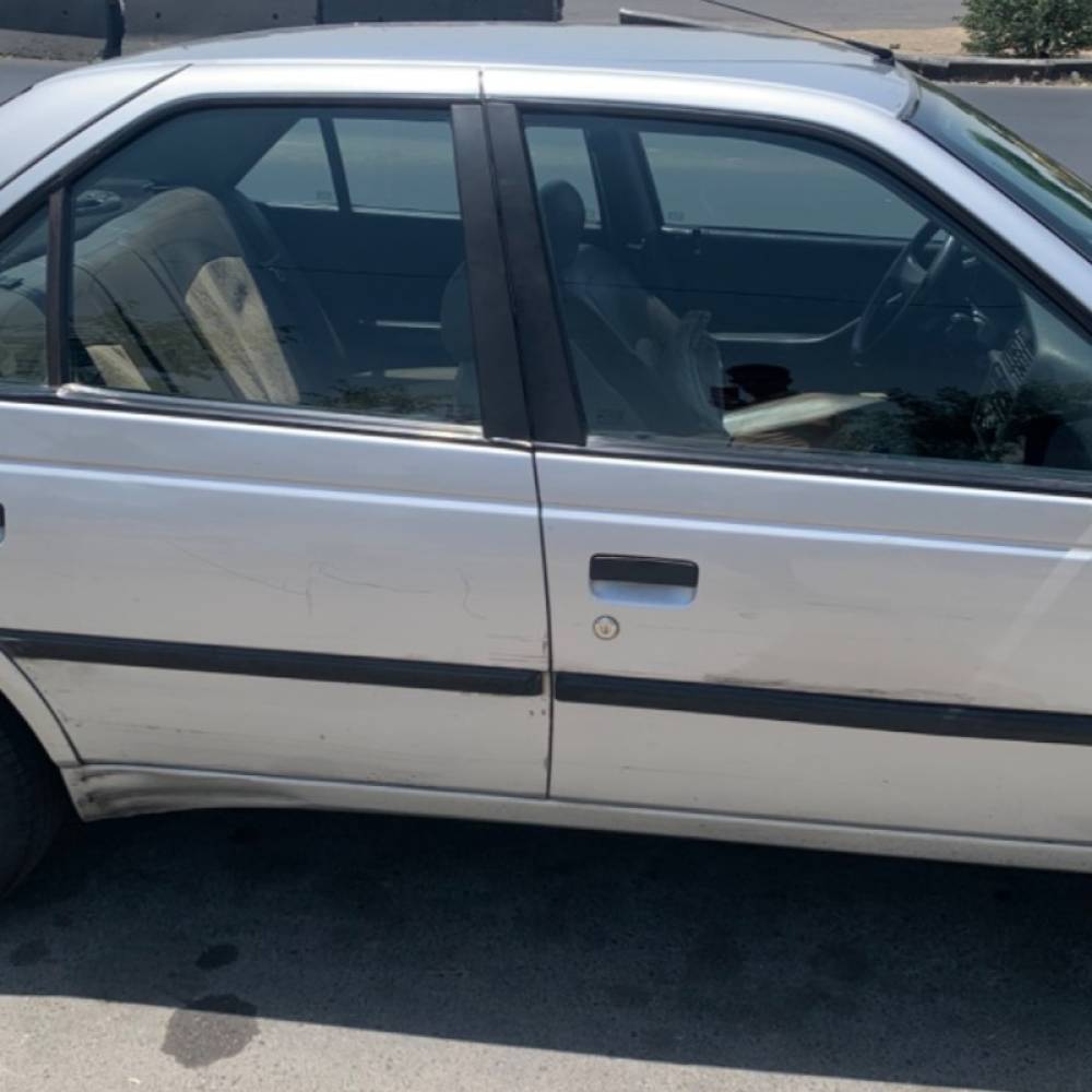 پژو مدل 405 GLX بنزینی سال 1388  کارکرده