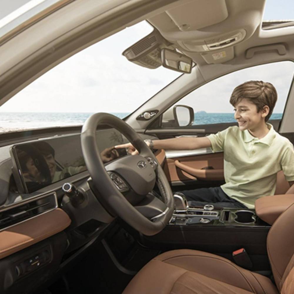 فونیکس مدل تیگو 8 پرو هیبرید سال 1404  صفر