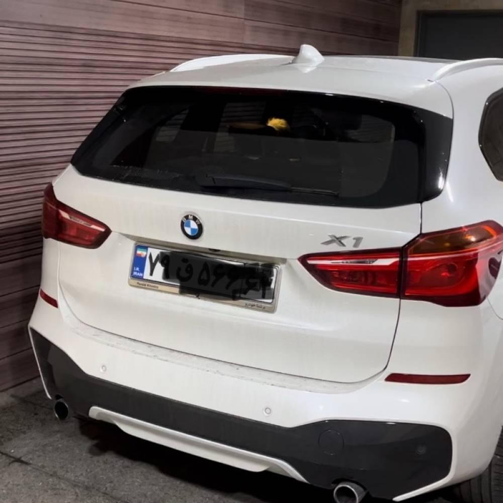 بی ام و مدل x1 xDrive 25i سال 2017  کارکرده